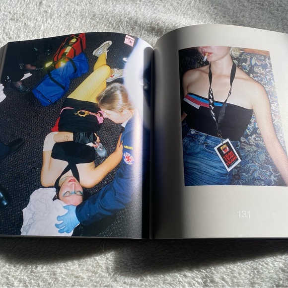 I Hope You are Happy Now Yeah Yeah Yeahs pictorial trade paperback 2005 - Picture 5 of 8